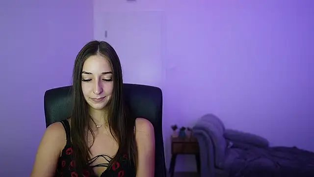 Crystalbrunette18 online show from 07-03-26, 06:36