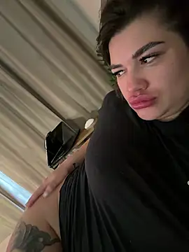 Snapshot of miss_preggie chatting on 04-19-26, 12:04 miss preggie online show from 04-19-26, 12:04