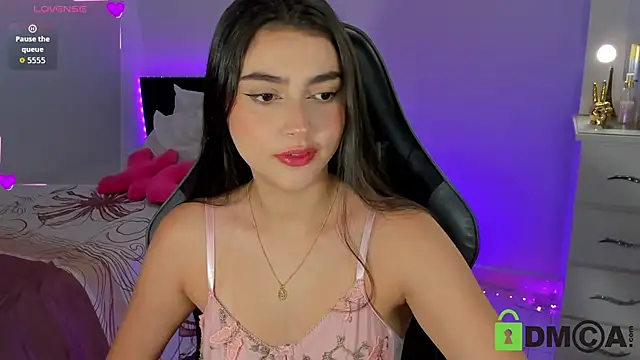 esmeralda le online show from 07-20-26, 11:12