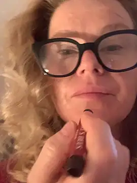 Love Lee xo online show from 07-18-26, 12:31