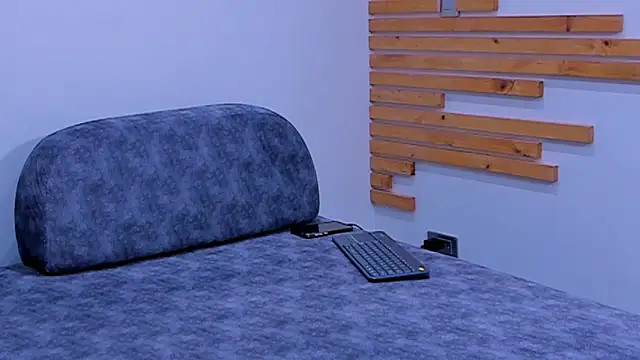 Mateew   online show from 04-09-26, 01:38