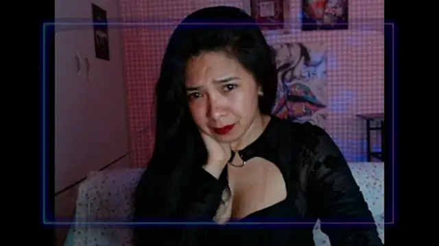 Snapshot of Sexy_Love_88 chatting on 04-12-26, 07:13 Sexy Love 88 online show from 04-12-26, 07:13