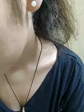 Monika kumari6 online show from 06-18-26, 03:27