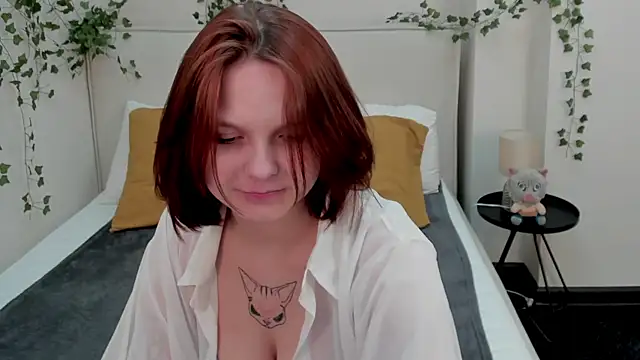 Charlotte Stee online show from 05-11-26, 02:06
