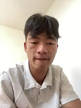 Snapshot of NV-1 chatting on 04-06-26, 11:33 NV-1 online show from 04-06-26, 11:33