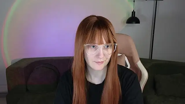 Snapshot of JessieWayy chatting on 04-12-26, 01:10 JessieWayy online show from 04-12-26, 01:10