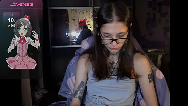 Kelly Xenny online show from 04-22-26, 11:39