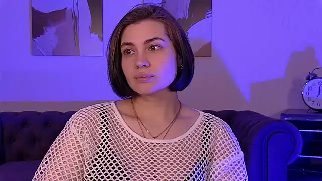 AdrianaToress online show from 05-11-26, 06:16