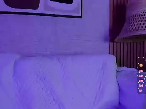 Snapshot of Lia_visser_ chatting on 04-15-26, 08:09 Lia visser online show from 04-15-26, 08:09