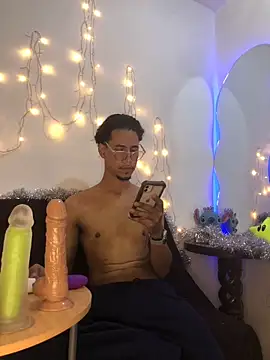 GeordiNovaX online show from 04-11-26, 02:38