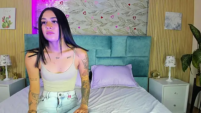 ZoeWillins online show from 04-09-26, 08:47