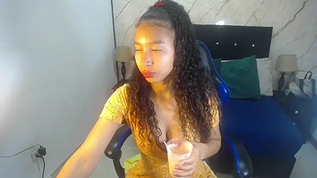 hasley cute online show from 04-25-26, 07:22