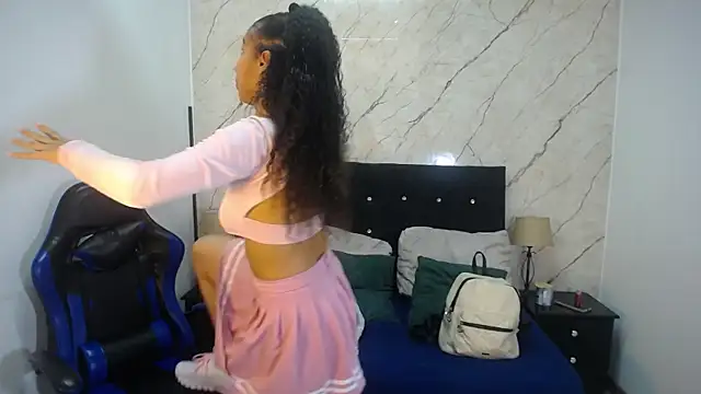 hasley cute online show from 05-04-26, 07:10