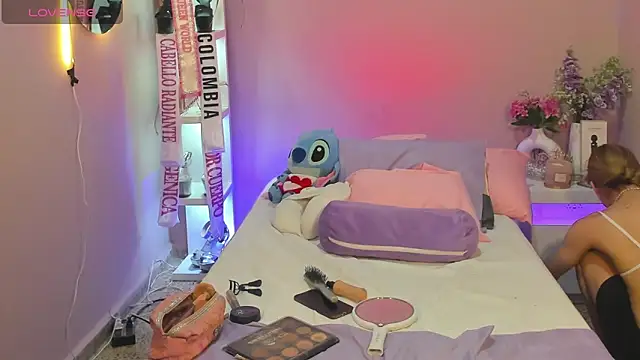 meganlust1 online show from 05-19-26, 06:53