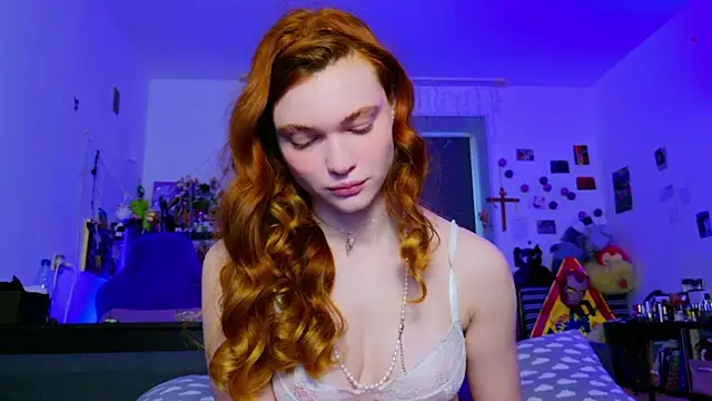 Snapshot of Annaroxann chatting on 06-18-26, 05:19 Annaroxann online show from 06-18-26, 05:19