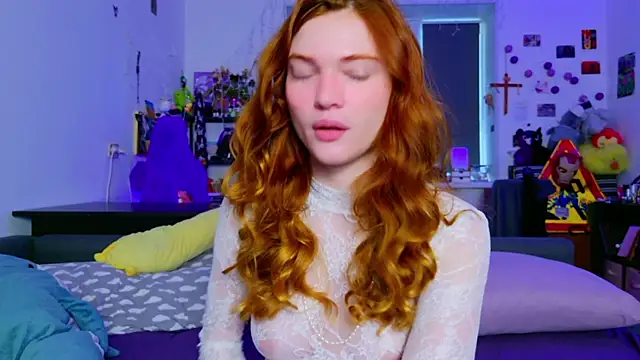 Snapshot of Annaroxann chatting on 07-11-26, 05:21 Annaroxann online show from 07-11-26, 05:21