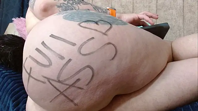 Melanie Slut nasty online show from 05-22-26, 08:36
