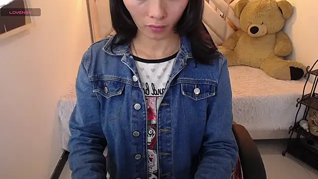 ahmy  online show from 05-19-26, 01:56
