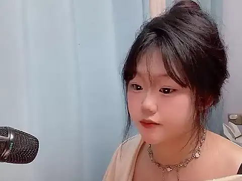 Lilababy00 online show from 04-10-26, 01:00