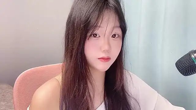 Lilababy00 online show from 04-21-26, 02:15