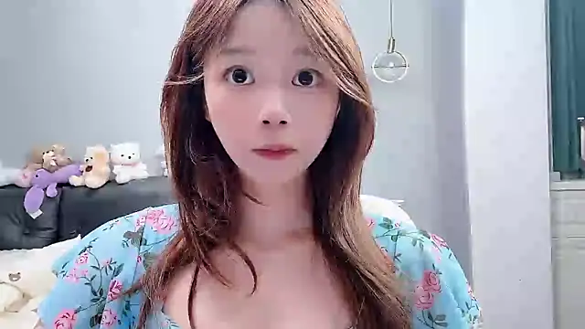 Lilababy00 online show from 05-10-26, 02:44