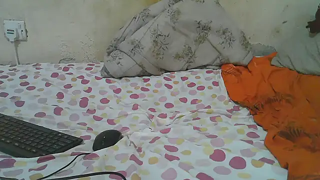 Snapshot of issabelaluna chatting on 04-29-26, 05:41 issabelaluna online show from 04-29-26, 05:41