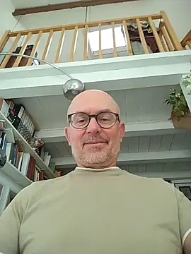 Snapshot of Rubicon_man chatting on 06-09-26, 05:08 Rubicon man online show from 06-09-26, 05:08