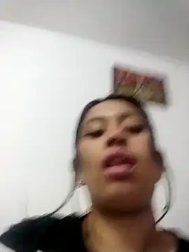 Snapshot of brithany_blaze chatting on 04-08-26, 03:01 brithany blaze online show from 04-08-26, 03:01