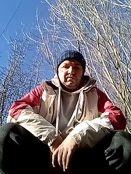 Luceriusbigass online show from 12-15-25, 11:25