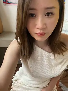 qin205205 online show from 07-07-26, 07:34