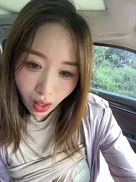 qin205205 online show from 07-24-26, 11:14