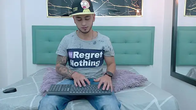 Snapshot of PowerLustX chatting on 06-10-26, 03:29 PowerLustX online show from 06-10-26, 03:29