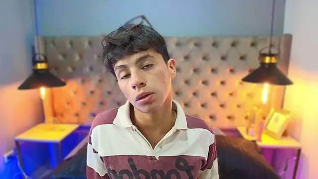 Snapshot of saintDangelo chatting on 05-04-26, 12:56 saintDangelo online show from 05-04-26, 12:56