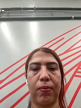 Snapshot of Lunnacherry chatting on 06-27-26, 03:39 Lunnacherry online show from 06-27-26, 03:39