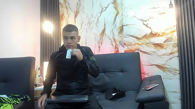 RomeoBoselli   online show from 05-16-26, 12:18