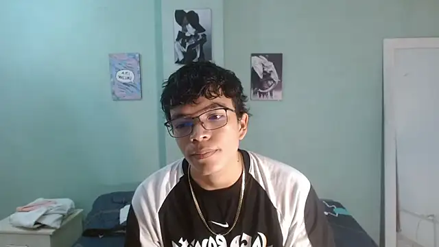 white boy78 online show from 04-08-26, 07:25