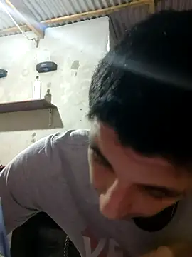 uriakela12 online show from 04-24-26, 11:07