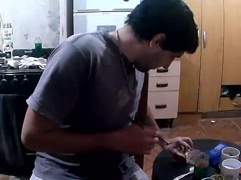 Snapshot of uriakela12 chatting on 06-02-26, 10:56 uriakela12 online show from 06-02-26, 10:56