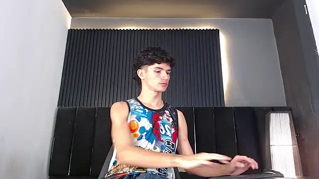 Logan Steel online show from 05-10-26, 04:50
