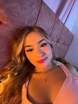 AmyRusso online show from 07-22-26, 04:15
