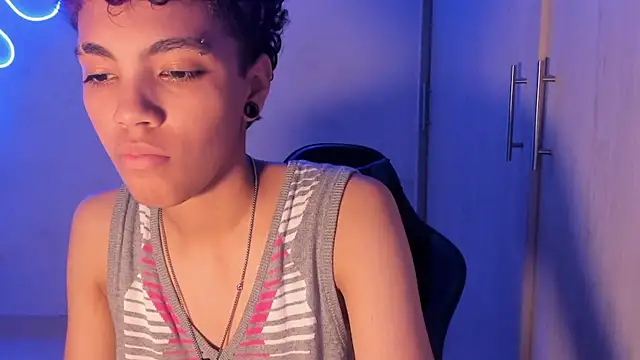 axel luxxx online show from 04-17-26, 02:09