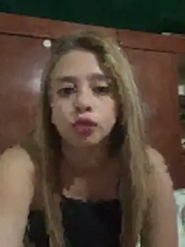 Snapshot of jade06_ chatting on 05-01-26, 04:33 jade06 online show from 05-01-26, 04:33