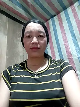Snapshot of vanlucky2 chatting on 04-16-26, 10:34 vanlucky2 online show from 04-16-26, 10:34