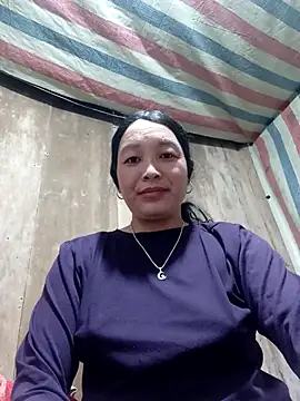 Snapshot of vanlucky2 chatting on 05-08-26, 04:18 vanlucky2 online show from 05-08-26, 04:18