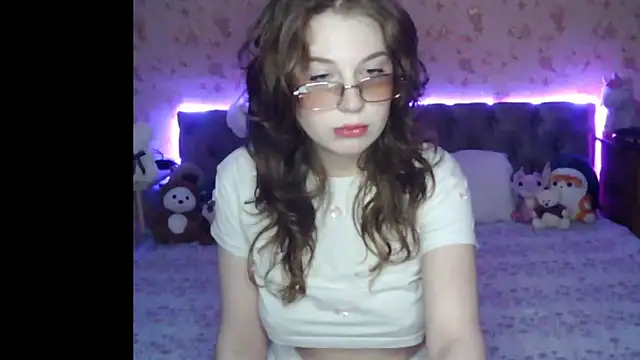 HoneyTangerine online show from 04-24-26, 12:07