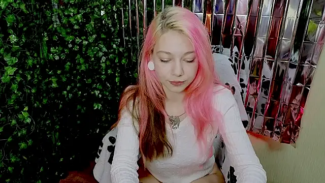 Sansarella online show from 01-23-25, 06:35