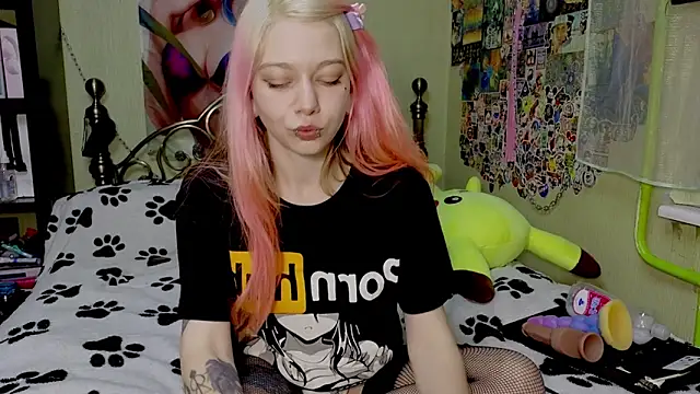 Sansarella online show from 03-20-25, 05:15