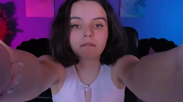 mia mooon  online show from 04-26-26, 10:46