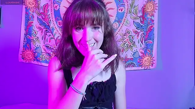 MyLovelyClitty online show from 06-25-26, 01:04