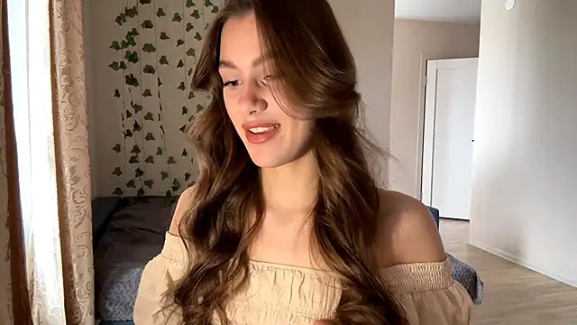 LiseVener online show from 05-05-26, 05:04